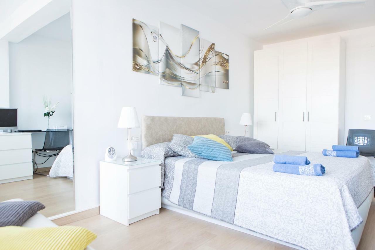 Apartamento Lujo Frente Al Mar Centro De Malaga Zewnętrze zdjęcie