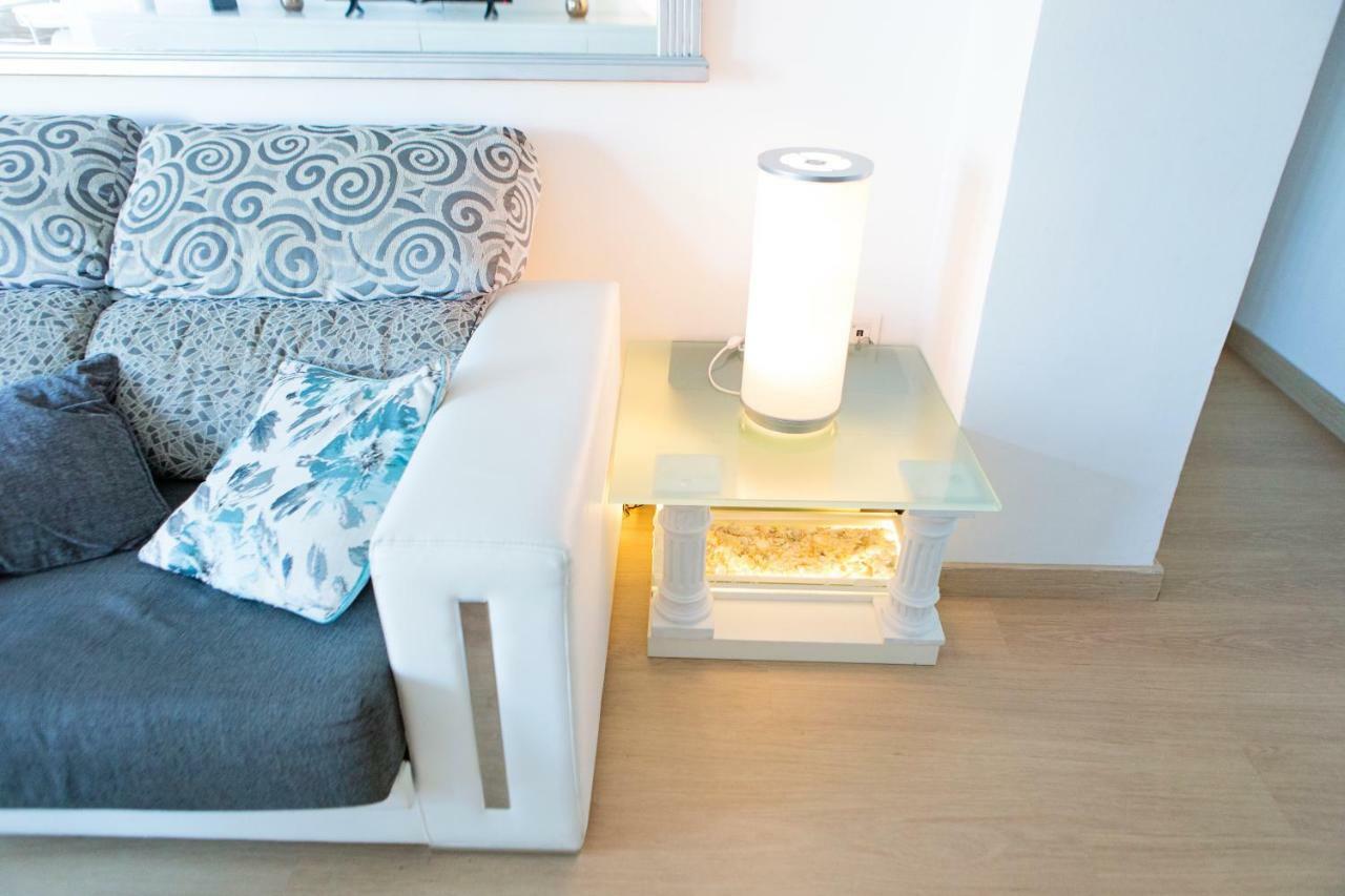 Apartamento Lujo Frente Al Mar Centro De Malaga Zewnętrze zdjęcie