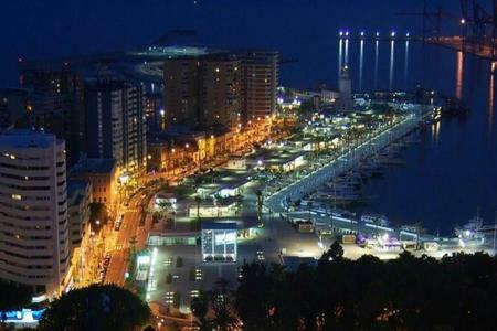 Apartamento Lujo Frente Al Mar Centro De Malaga Zewnętrze zdjęcie